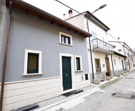 לינה וארוחת בוקר Castelvecchio Subequo ...Ecche Se Dorme מראה חיצוני תמונה